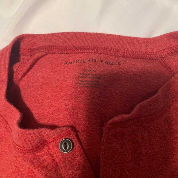 American eagle - Picture 1 of 2